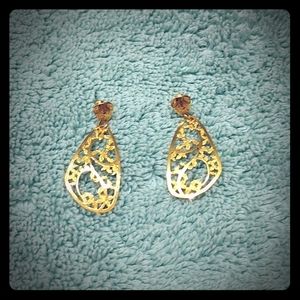 Vintage gold filagree earrings